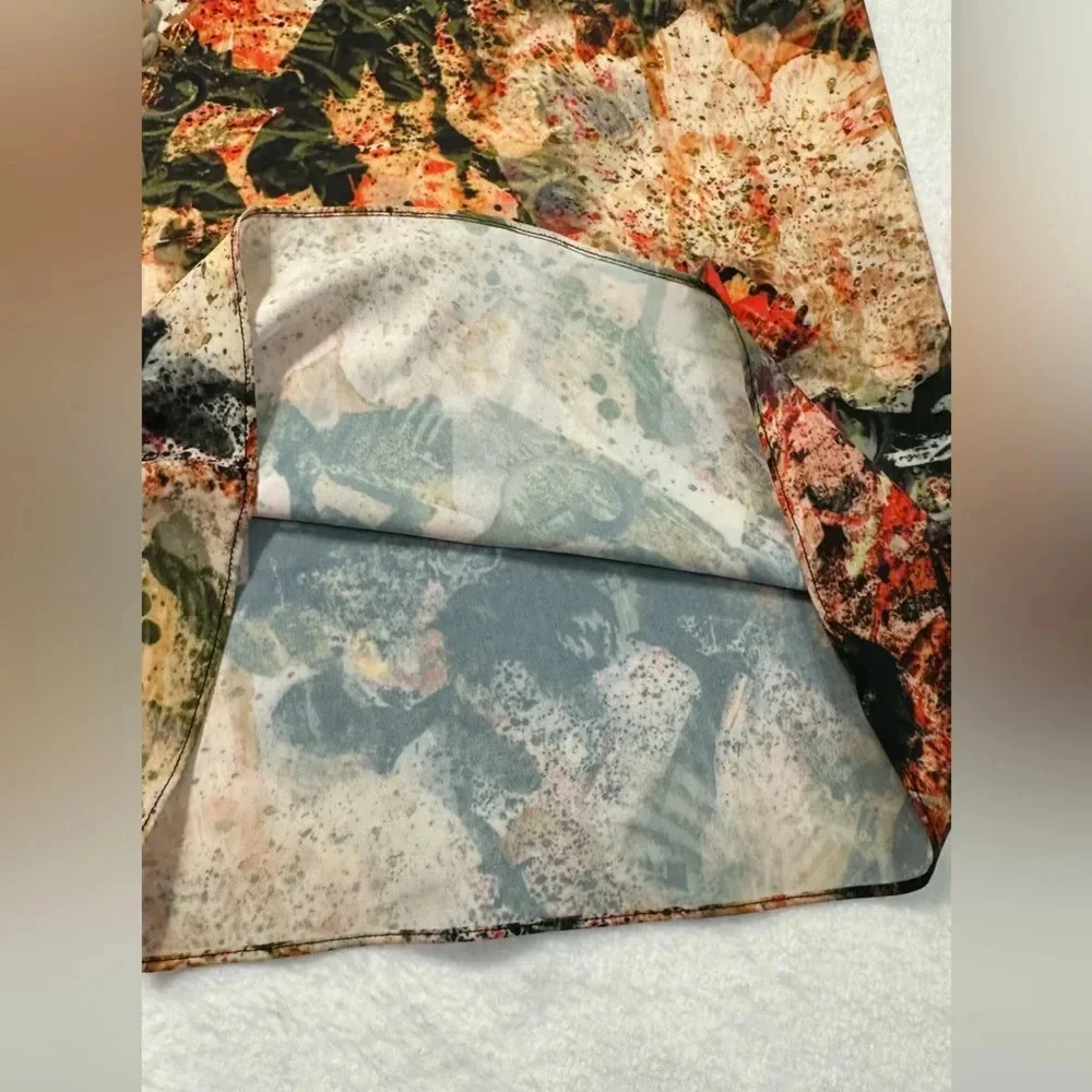 Alice + Olivia Floral Print Wide Leg Peasant Pants With back Zipper in Size 8 - Picture 11 of 16